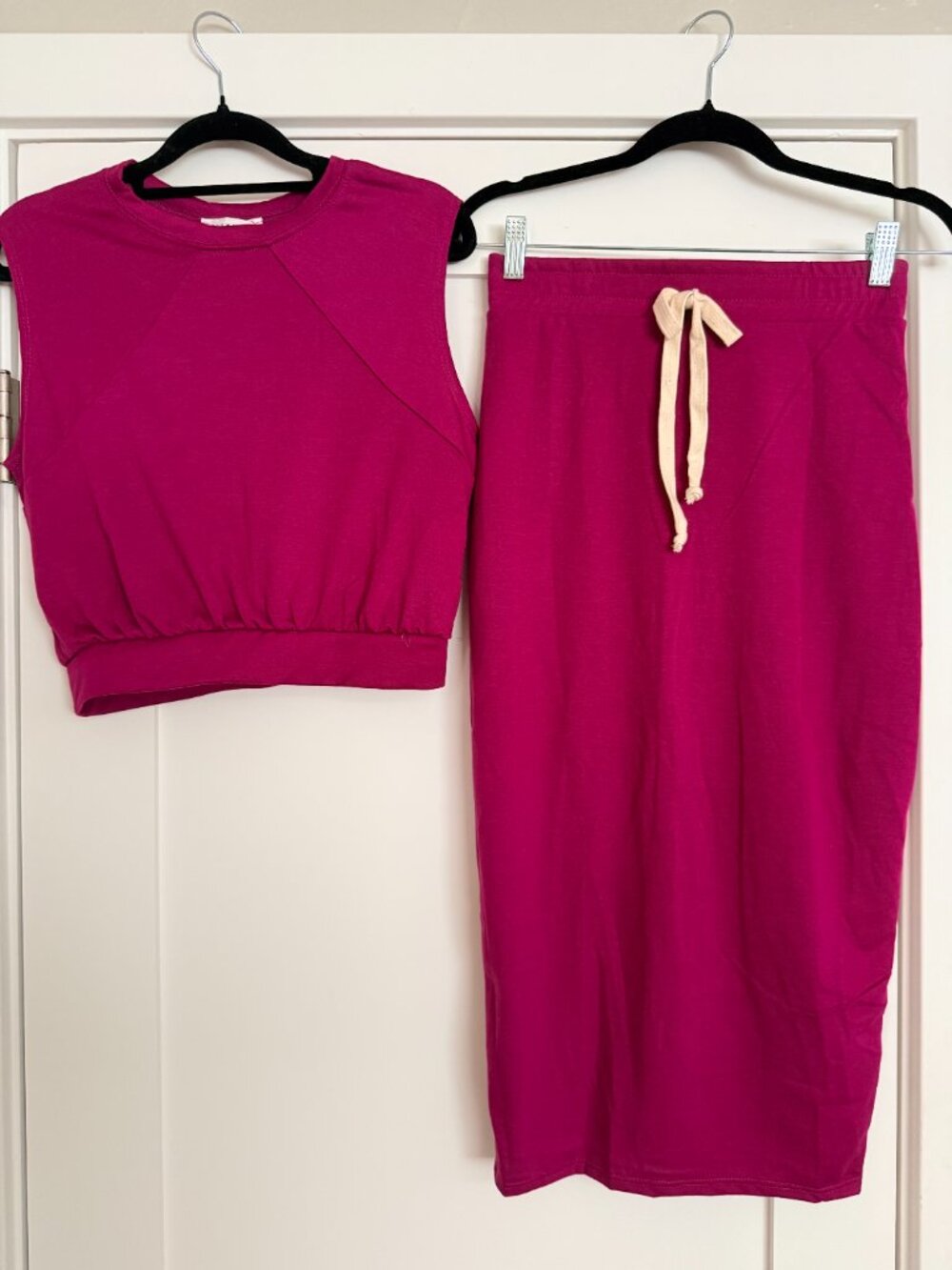 TheMogan Womens Cranberry 2 Piece Cropped Tank With A Pencil Skirt Set Size Med